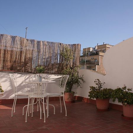 Lovely Apartment With A Terrace 巴塞罗那 外观 照片