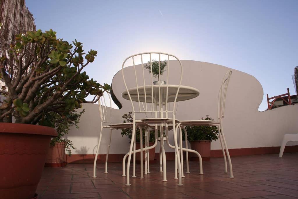 Lovely Apartment With A Terrace 巴塞罗那 外观 照片